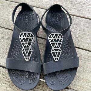 CROCS Serena Geometric T Strap Black Sandals Womens Size 9 NWOT